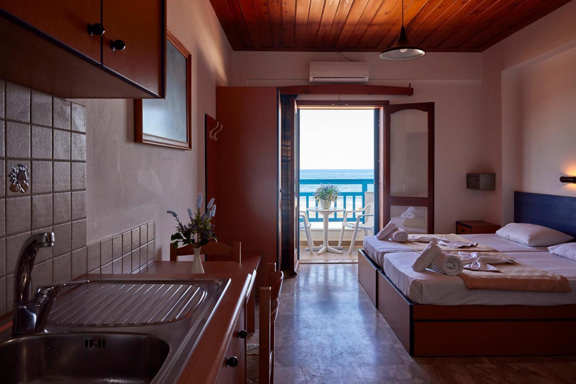 Vlachakis Hotel Stalida Екстериор снимка